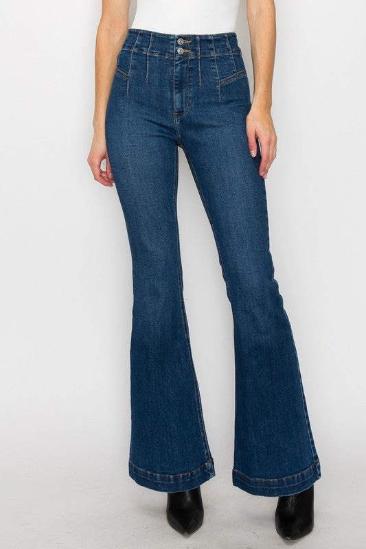PLUS SIZE - HIGH RISE MODERN FLARE JEANS