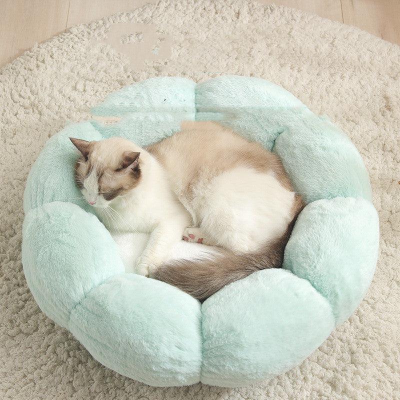 Floral Haven Pet Bed - Luxurious Flower-Shaped Blanket For Dogs And Ca