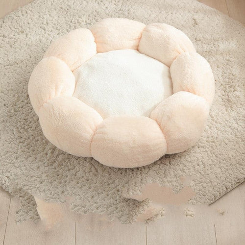 Floral Haven Pet Bed - Luxurious Flower-Shaped Blanket For Dogs And Ca