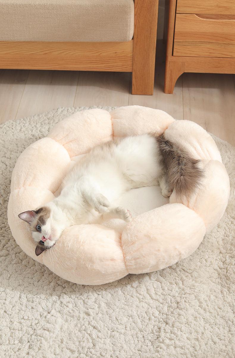 Floral Haven Pet Bed - Luxurious Flower-Shaped Blanket For Dogs And Ca