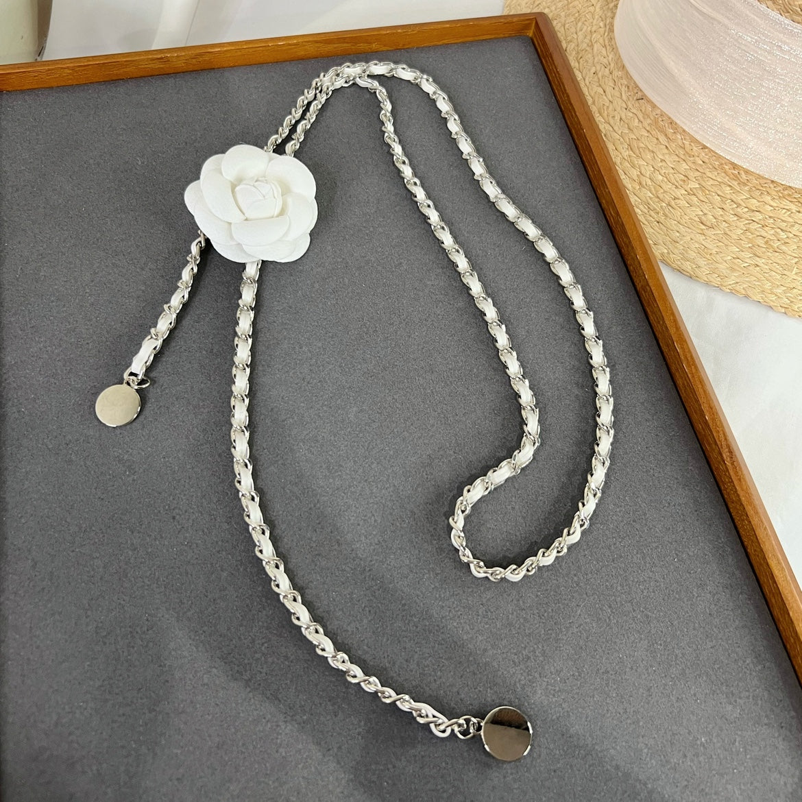 Women's Elegance Spring New Accessories Camellia Decoration Thin Waist Chain Waist-Tight Matching Dress Long Shirt Narrow Belt