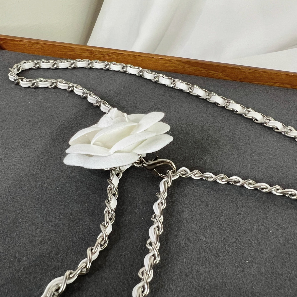 Women's Elegance Spring New Accessories Camellia Decoration Thin Waist Chain Waist-Tight Matching Dress Long Shirt Narrow Belt