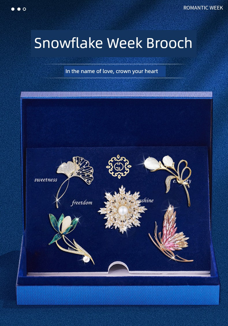 Women's Day Gift to Give Mom for Wife High-End Corsage Brooch Female Classy Exquisite Pin Accessories Fancy
