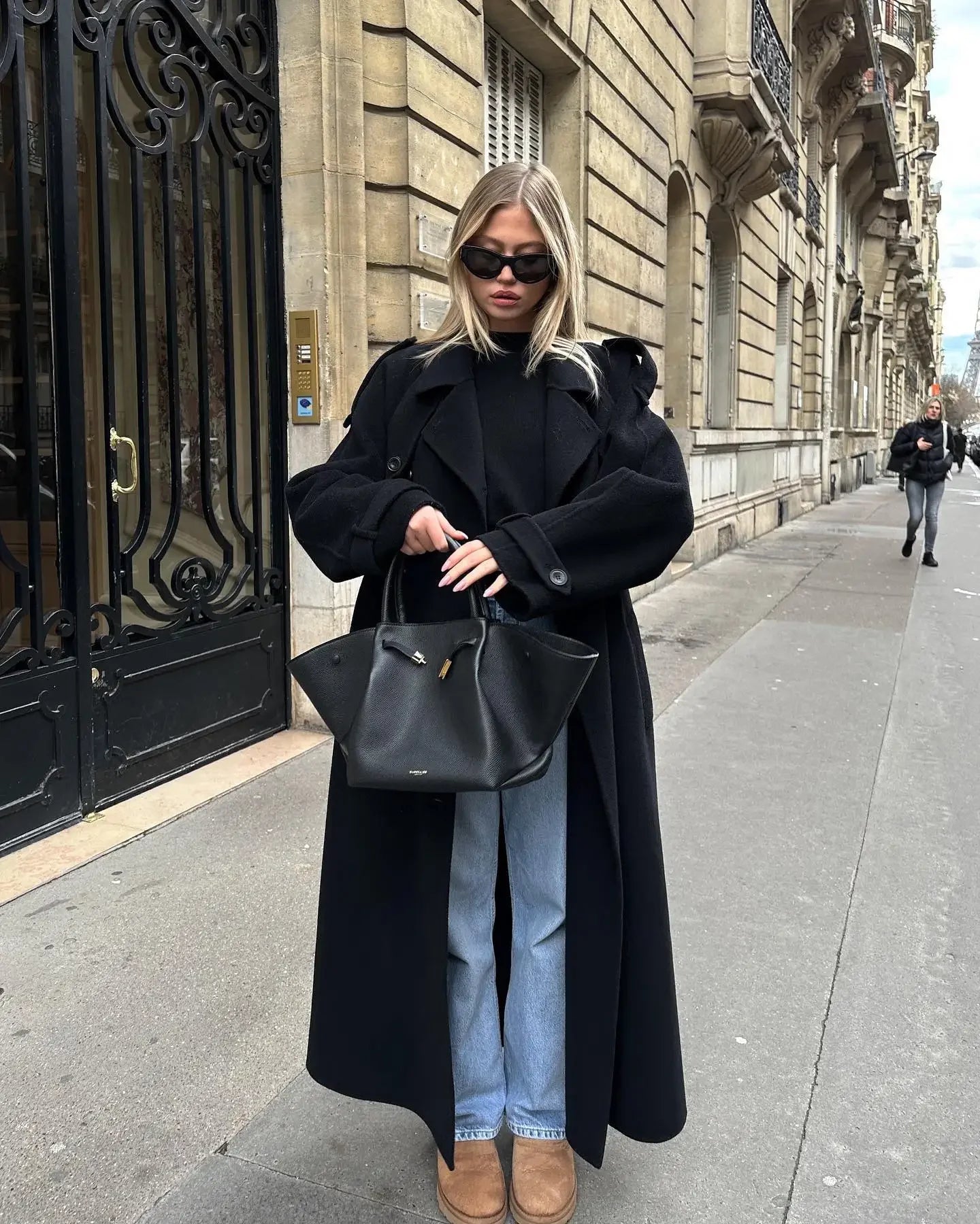 Women Oversize Loose Double Button Lapel Overcoat Fashion Black Woolen Long Coat With Belt Autumn New Street Female Outerwear