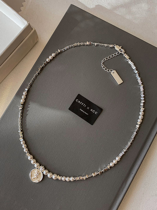 2025 New Arrival Small Pieces of Silver Pearl Sweater Necklace Necklace Accessories Female Fancy Light Luxury Minority Twin Clavicle Chain